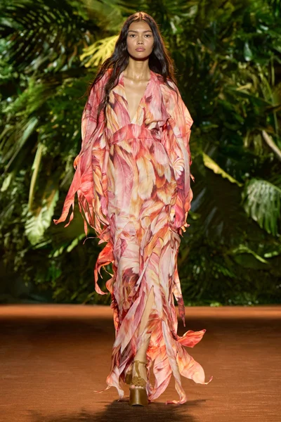Look 9